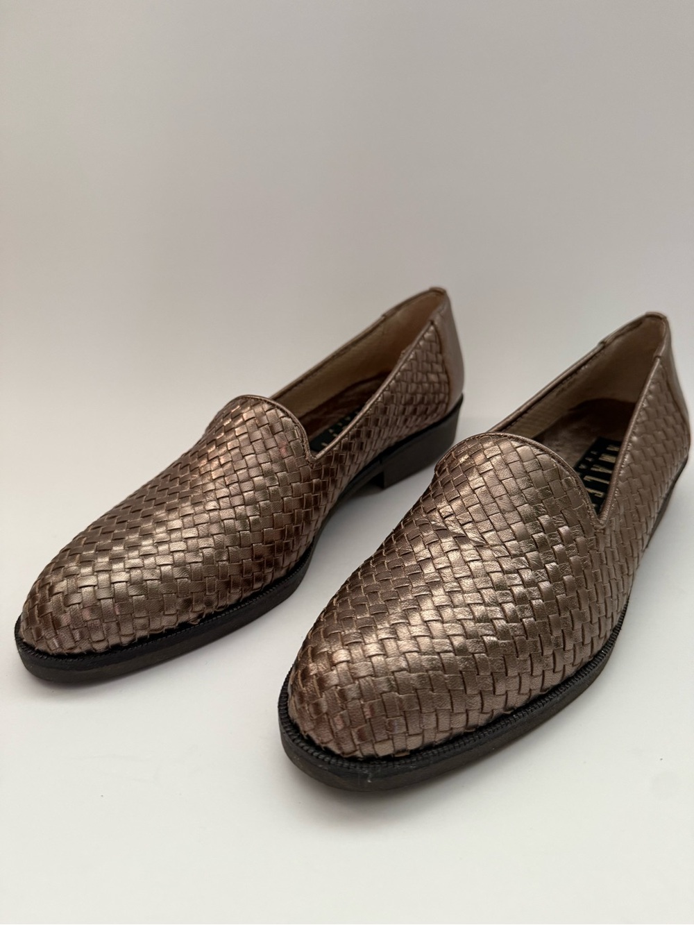 Amalfi by Rangoni Italian Woven Leather Loafers Metallic Bronze Size 8.5 AAA